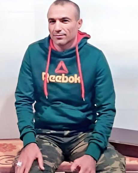 مجاهد کورکور از تماس و ملاقات محروم است و در سلول انفرادی نگهداری میشود