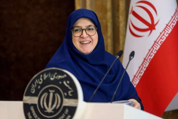 متحدثة الحكومة الإيرانية: رفع أسعار البنزين أو تغيير آلية تقنينه بات أمرًا محسومًا