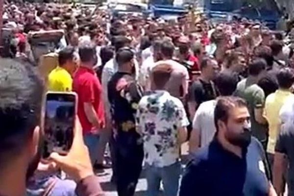 Criticism Of Iran Government Intensifies As Protests Spread To Tehran