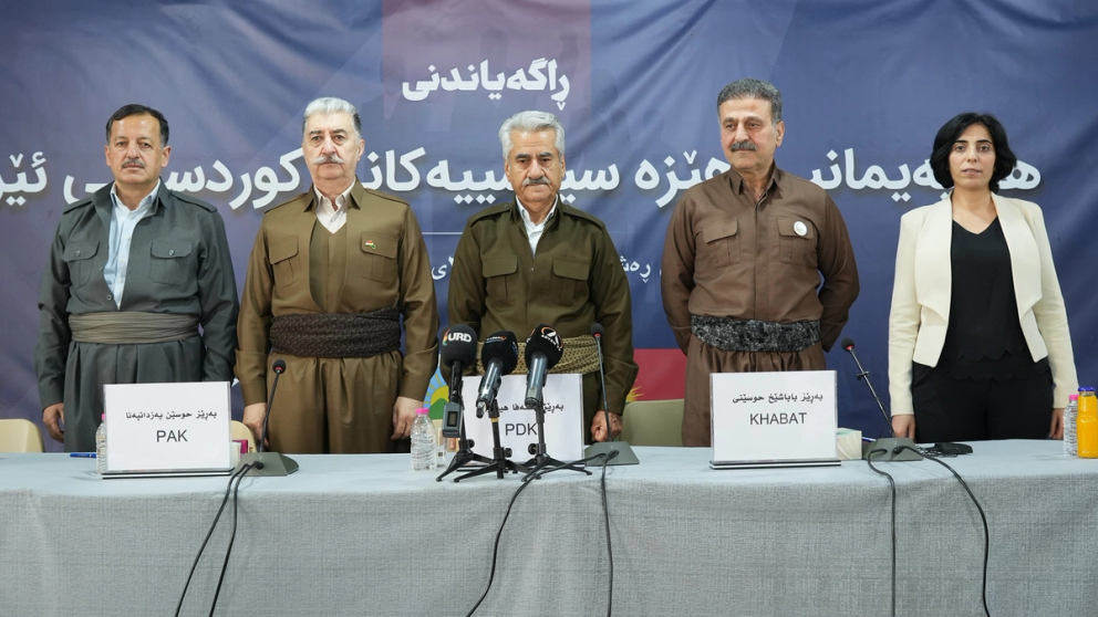 الأحزاب الكردية الإيرانية تنفي تقارير حول تلقيها أسلحة من "الموساد" الإسرائيلي 
