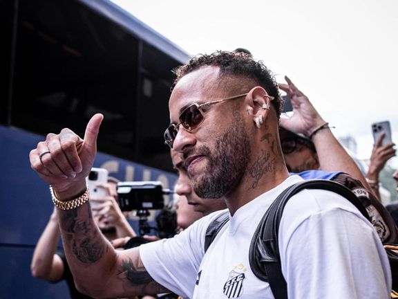 اطلاعیه سانتوس درباره وضعیت ستاره؛ بازی نه، نیمار تا پایان مصدومیت عضلهسازی میکند