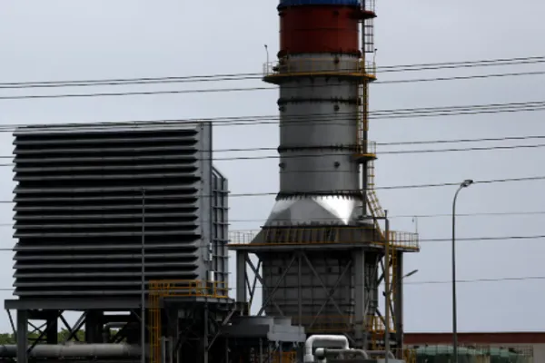 ترامپ: مقامات موقت ونزوئلا ۳۰ تا ۵۰ میلیون بشکه نفت تحریمی را در اختیار آمریکا میگذارند