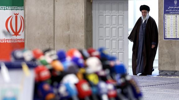 رایگیری در ایران در اوج فراخوانهای تحریم انتخابات آغاز شد