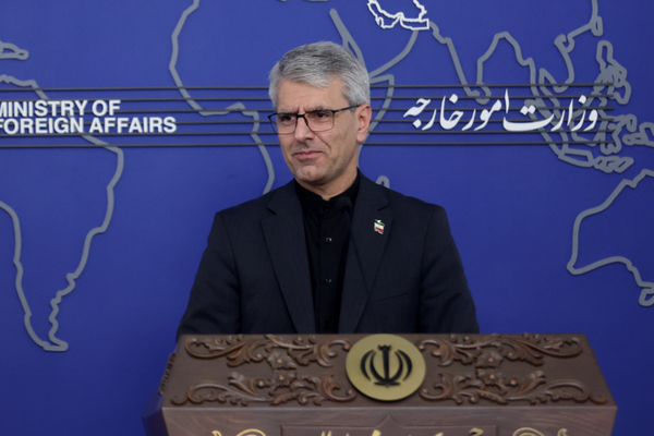 الخارجية الإيرانية: طلب التفاوض المباشر مع أمريكا لا يتماشى على الإطلاق مع جيناتنا