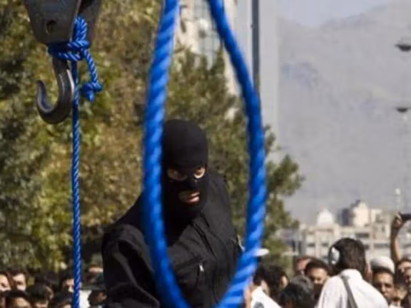 شنق ثلاثة أشخاص يوميا خلال شهر في إيران و75 % من عمليات الإعدام سرية