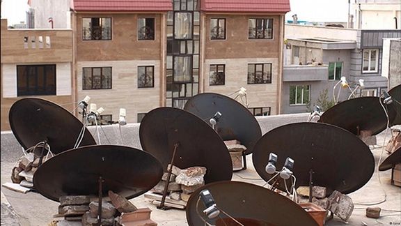 بسیج دانشگاه «امام صادق»: گاهی پخش برفک از برنامههای صداوسیما جذابیت بیشتری دارد