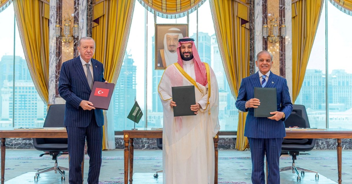 Mecca pact ties three Sunni powers together as Iran-backed attacks loom
