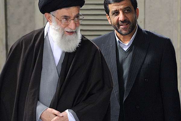 انتقاد ضرغامی از سخنان پزشکیان: سایه رهبری مستدام اما سازوکار هر وضعیتی را پیشبینی شده
