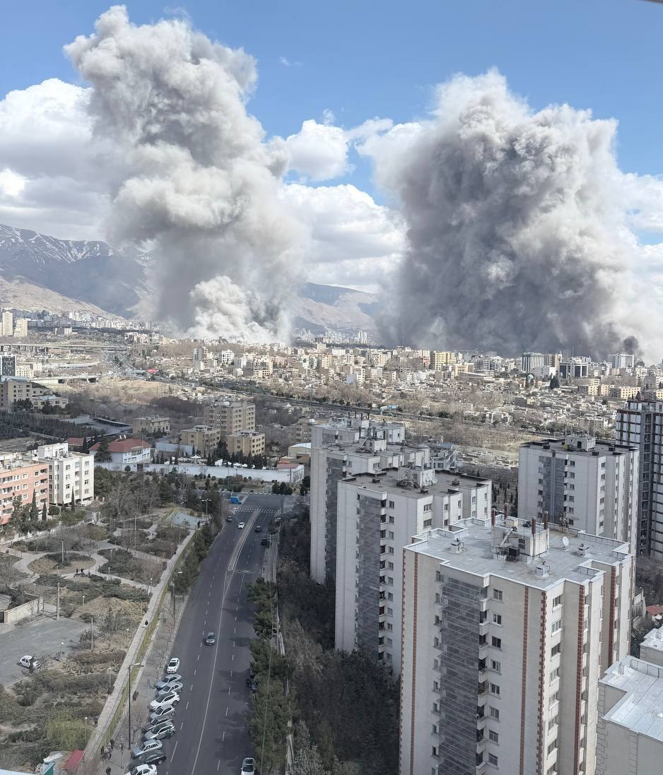 آکسیوس: حمله‌ قرار بود یک هفته زودتر انجام شود اما به‌دلیل وضعیت جوی به تعویق افتاد