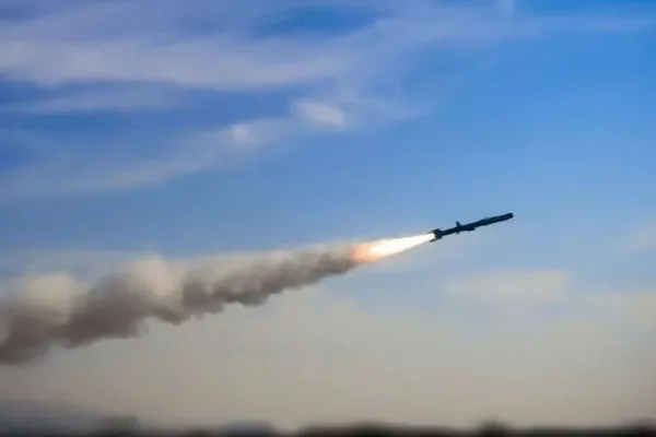 مقام اماراتی: حملات ایران موجب تقویت روابط کشورهای منطقه با آمریکا و اسرائیل میشود