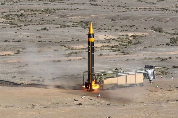 IRGC-Linked Website Highlights Iran’s New Ballistic Missile
