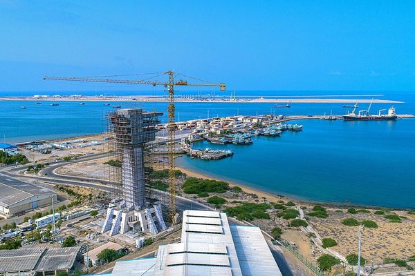 India Signs 10-Year Agreement to Operate Iran's Chabahar Port