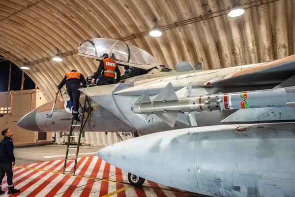 محرر الشؤون الدولية في "فرانس 24": هجوم إيران على إسرائيل كان لعبًا بالنار