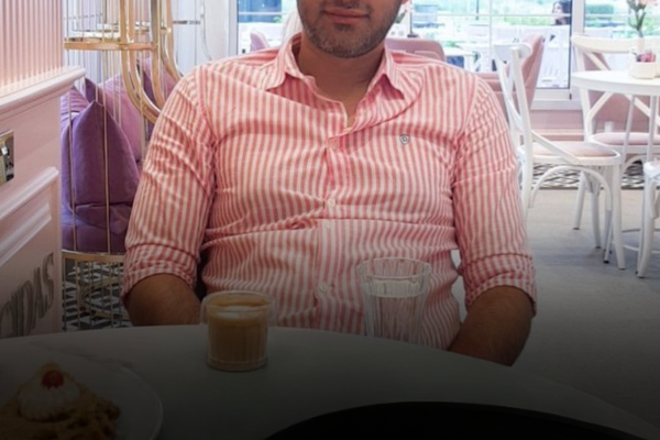 ناشط إيراني من سجن إيفين: اعترافاتي في التلفزيون كانت تحت التعذيب والإكراه