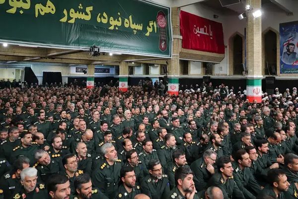 اتحاد المؤسسات الإيرانية يطالب بتصنيف الحرس الثوري منظمة إرهابية ويحذر من نشاطه بأستراليا