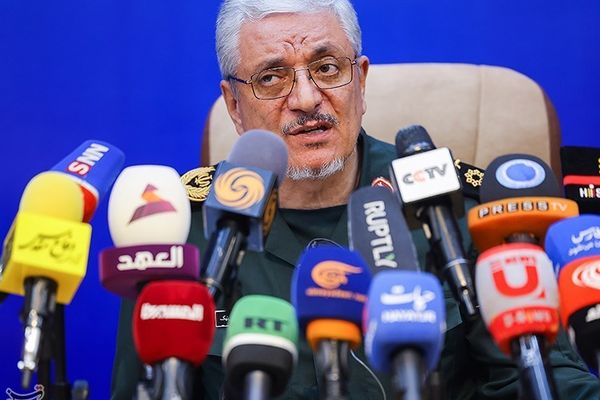 سخنگوی وزارت دفاع: دشمن هوس تهدید دیگری کند، ناکامتر از جنگ ۱۲ روزه میشود