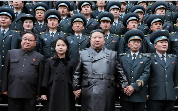 رهبر کره شمالی از عکسهای ماهواره جاسوسی جدید این کشور از «مناطق هدف» بازدید کرد