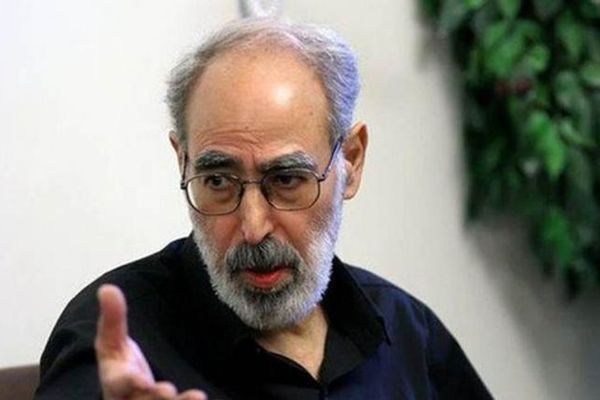 بعد اتهامه لخامنئي بالمسؤولية عن "تسميم التلميذات"..المحكمة تستدعي الناشط أبوالفضل قدياني