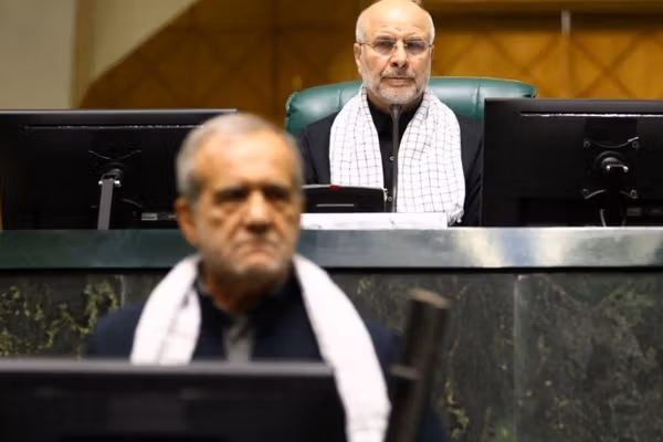 پزشکیان و قالیباف خواستار برکناری عراقچی هستند