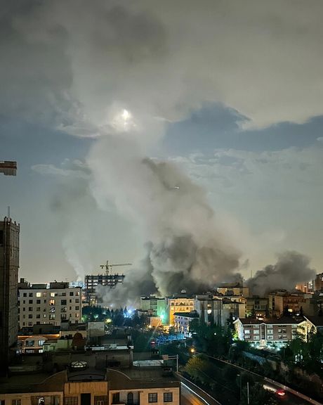 وزیر دفاع اسرائیل: تهران در آتش میسوزد