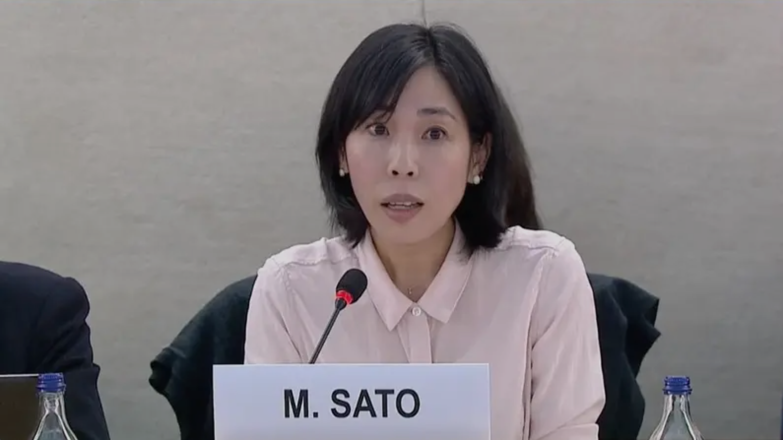 مقررة الأمم المتحدة لحقوق الإنسان تطالب إيران بإلغاء "الحجاب الإجباري" ووقف الإعدامات