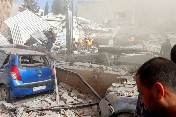 خبرگزاری دولتی سوریه از حمله هوایی اسرائیل به یک «ساختمان در محله مزه در دمشق» خبر داد