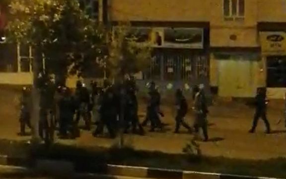 ادامه اعتراضات و سرکوب گسترده در شهرکرد، جو امنیتی در شماری از استانها