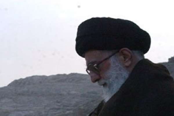 قلهنوردی خامنهای چقدر برای مردم ایران آب میخورد؟