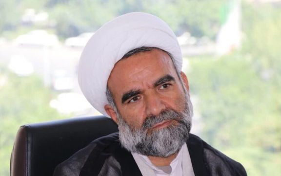 مدرس پژوهشگاه فرهنگ و معارف اسلامی: بابانوئل به آمریکاییها آتش هدیه داد