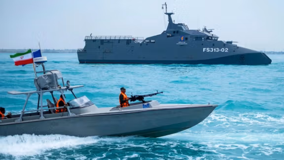 "سنتكوم" تحذّر الحرس الثوري الإيراني: لن نتحمّل السلوكيات التصعيدية في مضيق هرمز