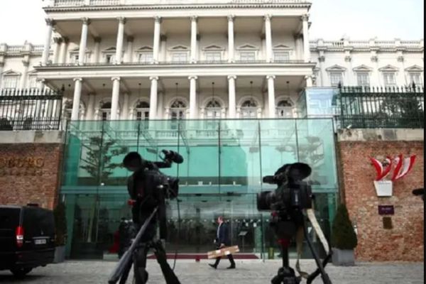 خاص لـ "إیران إنترناشیونال": رد طهران للاتحاد الأوروبي ربما لا يرضي واشنطن
