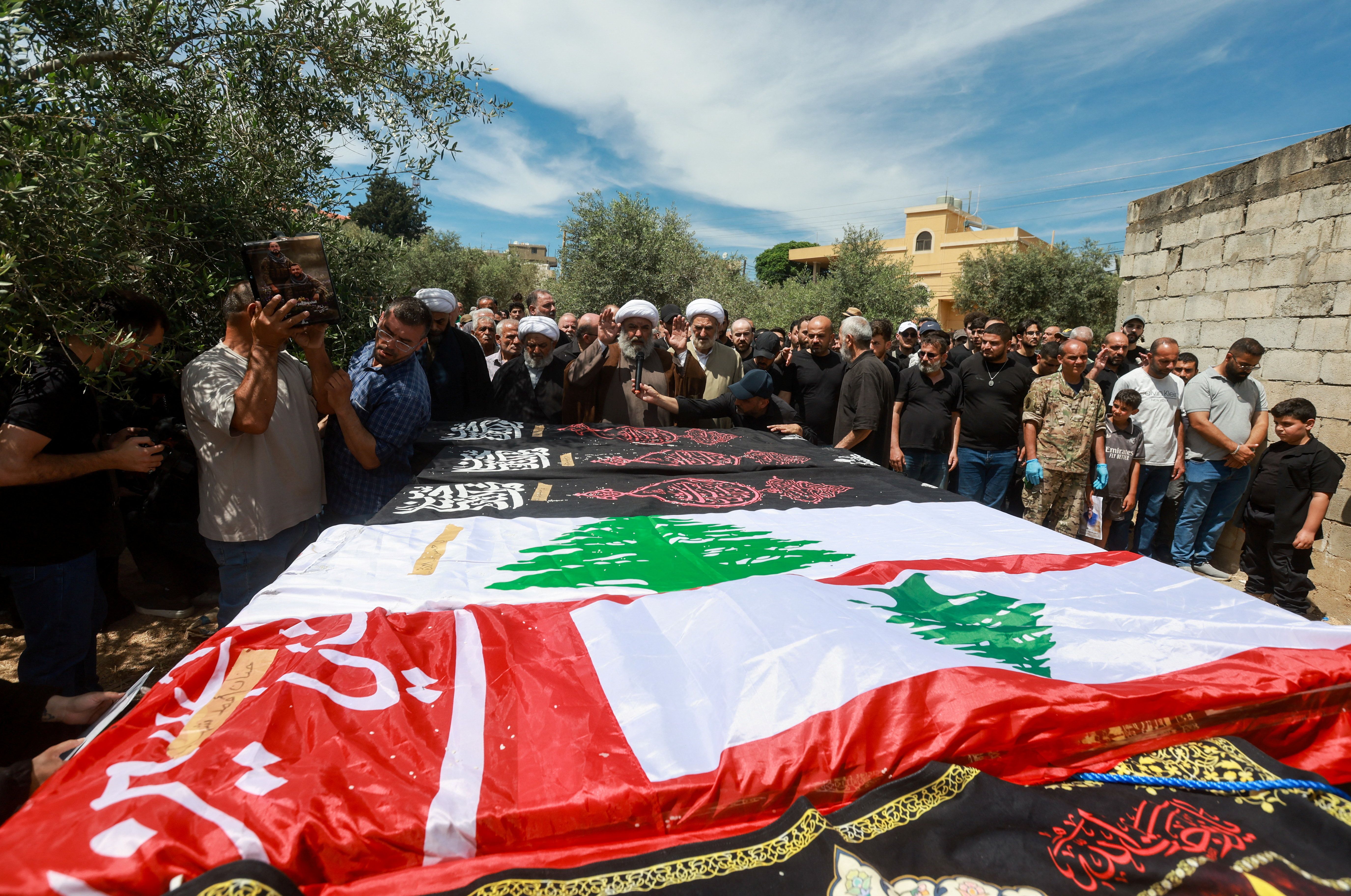 ادامه حملات اسرائیل به جنوب لبنان با وجود آتش&zwnj;بس