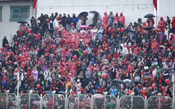 نساجی ۱-۲ آلومینیوم؛ تداوم شکستهای نساجی اینبار مقابل چشمان ۱۰ هزار تماشاگر زن