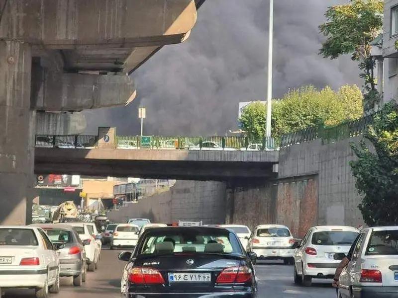 الثاني خلال أسبوع.. حريق بمبنى تابع لوزارة الدفاع الإيرانية في طهران