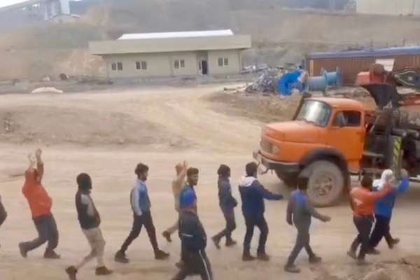 المجلس المنظم لاحتجاجات عمال النفط الإيرانيين: الإضراب مستمر والنظام فشل في كسره