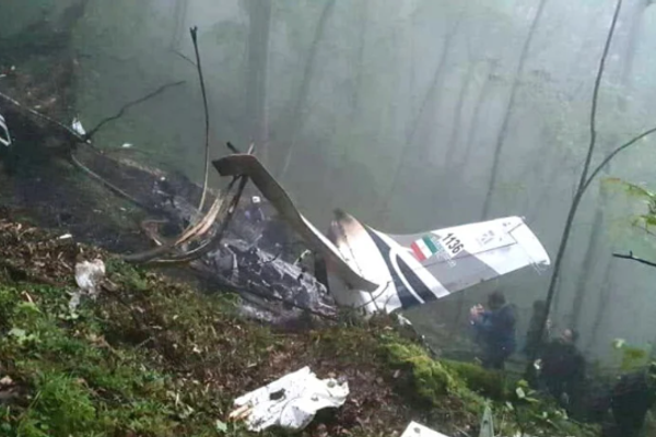 تناقضات حول سقوط طائرة رئيسي.. وكالة "فارس" الإيرانية: لم يتم مراعاة البروتوكولات الأمنية