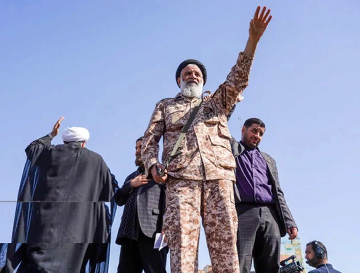 امام جمعه اهواز: اگر دشمن یک موشک می&zwnj;زند باید ۱۰ موشک پاسخ بگیرد
