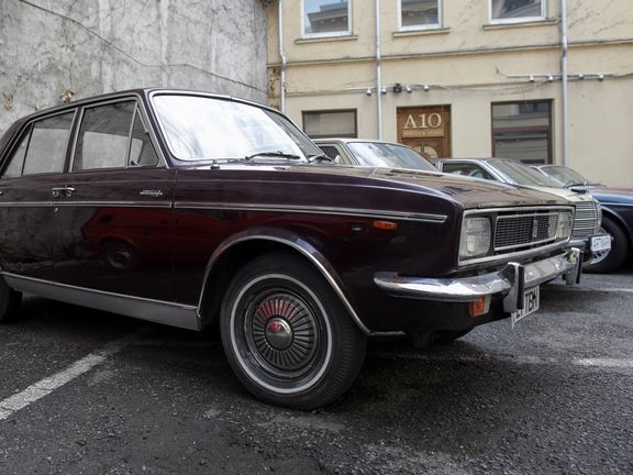 پیکان اهدایی محمدرضا شاه پهلوی به رهبر سابق رومانی به حراج گذاشته شد