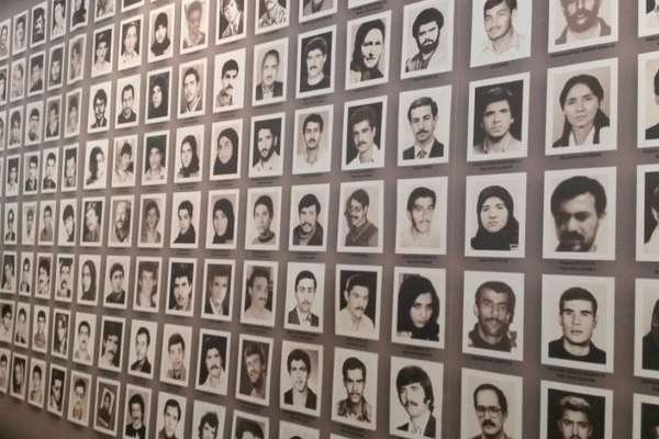 Families Of 1988 Mass Execution Victims In Iran Banned From Cemetery