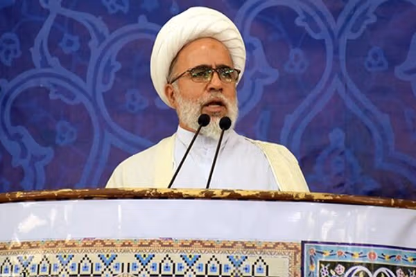 امامجمعه میبد: دشمن میخواهد جامعه ایران را به قبل از انقلاب برگرداند