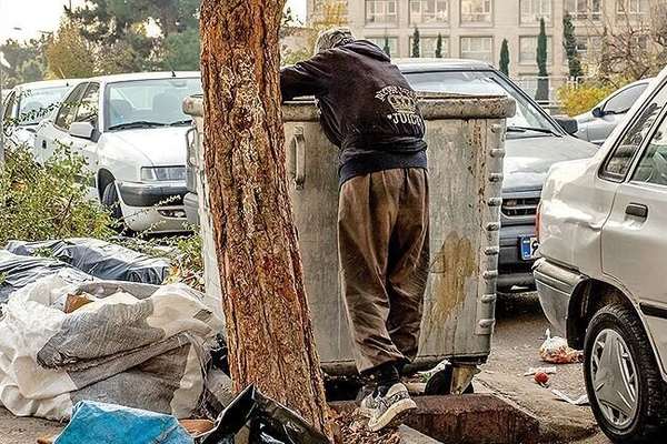 حسین راغفر، اقتصاددان: ۴۰ درصد جمعیت ایران دچار فقر مطلق و ۷ میلیون نفر زیر خط گرسنگیاند