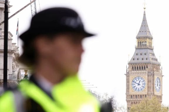 تلغراف": أحد المعتقلين الإيرانيين في بريطانيا على صلة وثيقة بالنظام الإيراني