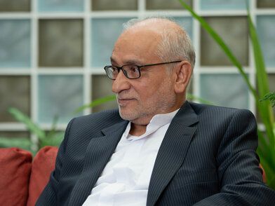 مرعشی، فعال اصلاحطلب: خامنهای یکتنه هدایت جبهه مقاومت را بر دوش میکشد