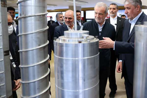والاستریت ژورنال: هر توافقی با ایران باید به برچیدن کامل برنامه هستهای منجر شود