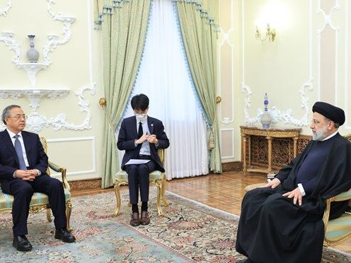 بلومبرگ: چین برای دلجویی از ایران، یک مقام به حاشیه رانده شده را به تهران فرستاد