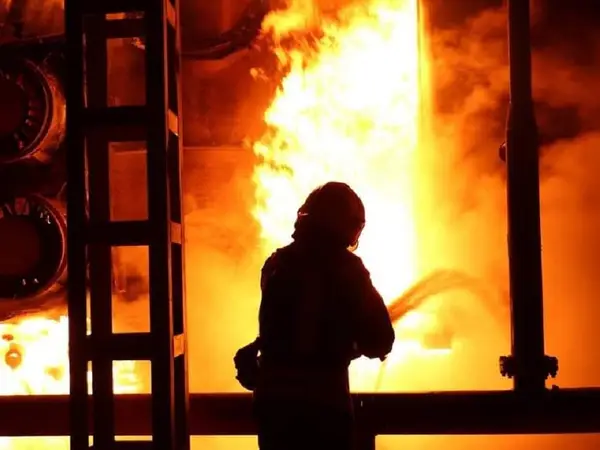 پهپادهای اوکراین یک انبار نفت را در جنوب روسیه به آتش کشیدند