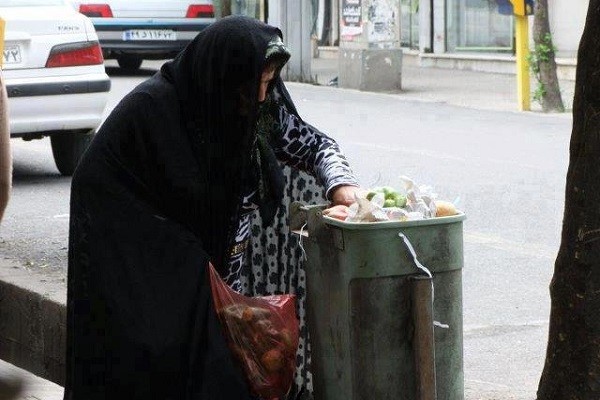 برلماني إيراني: 9 ملايين أسرة تحت خط الفقر