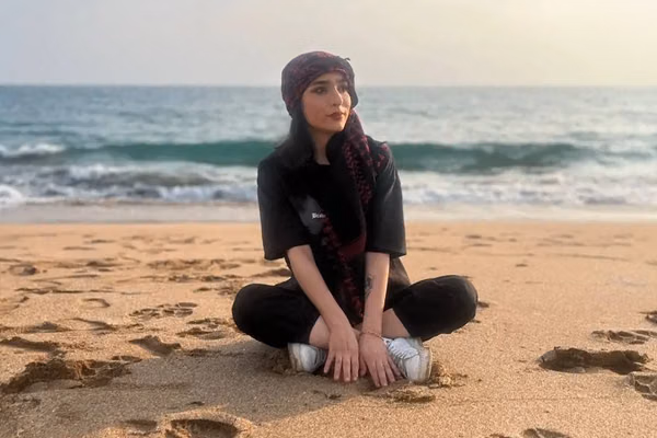 نجمه امینی از سوی دادگاهی در مشهد به اتهام «سبالنبی» به اعدام محکوم شد