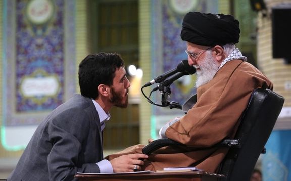 رسانه وابسته به سپاه دیپورت مداح دفتر خامنهای از فرودگاه استانبول را تکذیب کرد