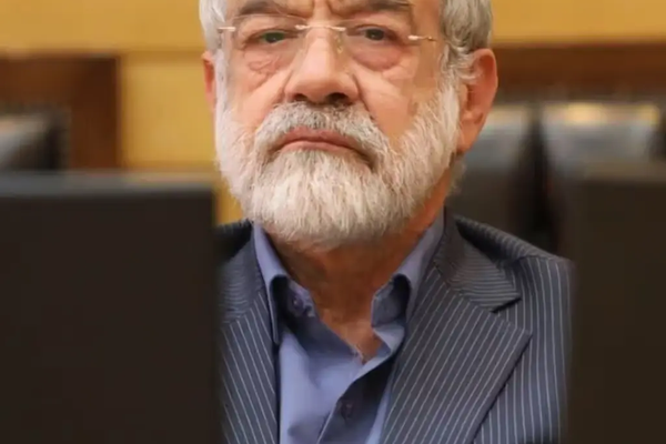 برلماني إيراني: الولايات المتحدة تهددنا وتهيننا يوميًا.. والتفاوض معها خطأ من الأساس